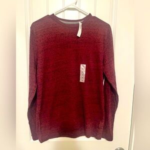 Old Navy long sleeve T-shirt. Men’s Small. NWT